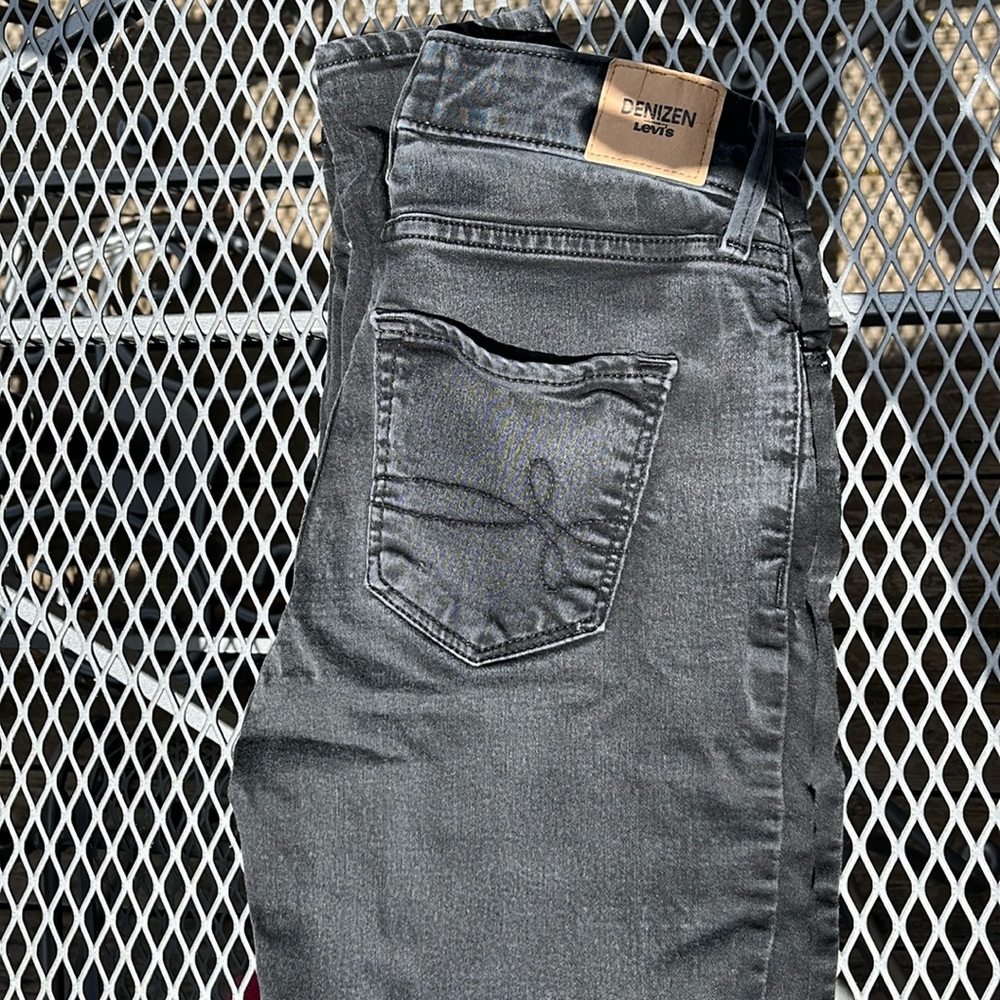 Denizen Levi’s High Rise Skinny Jeans
